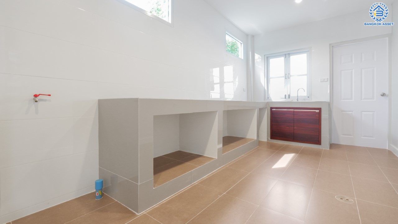 บ้านแฝดมือสองนนทบุรี หลังใหญ่พิเศษ! เนื้อที่ 47 ตร.ว. ฟังก์ชันระดับบ้านเดี่ยว! ม.บิวตี้เฮ้าส์3 ราชพฤกษ์-กาญจนาฯ 3 ห้องนอน 2 ห้องน้ำ 1 ห้องอเนกประสงค์ 1 ที่จอดรถ ตอบโจทย์ทุกการอยู่อาศัย บนทำเลสุดสะดวก เชื่อมต่อถนนราชพฤกษ์ เข้า-ออกได้หลายเส้นทาง ใกล้ The Walk และทางด่วน "ศรีรัช"...